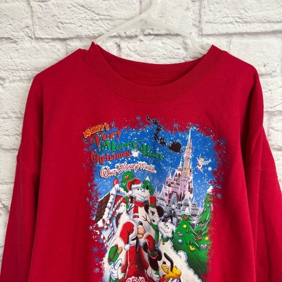 Disney Vintage  2008 2XL crewneck Christmas sweatshirt magic kingdom unisex - Picture 2 of 8